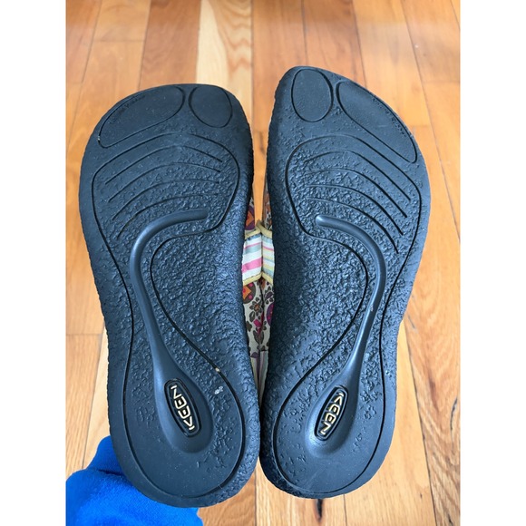 Keen Women's Shoes Sz 9.5 US Canvas Floral Patchwork Mary Jane Round Toe - Picture 9 of 9